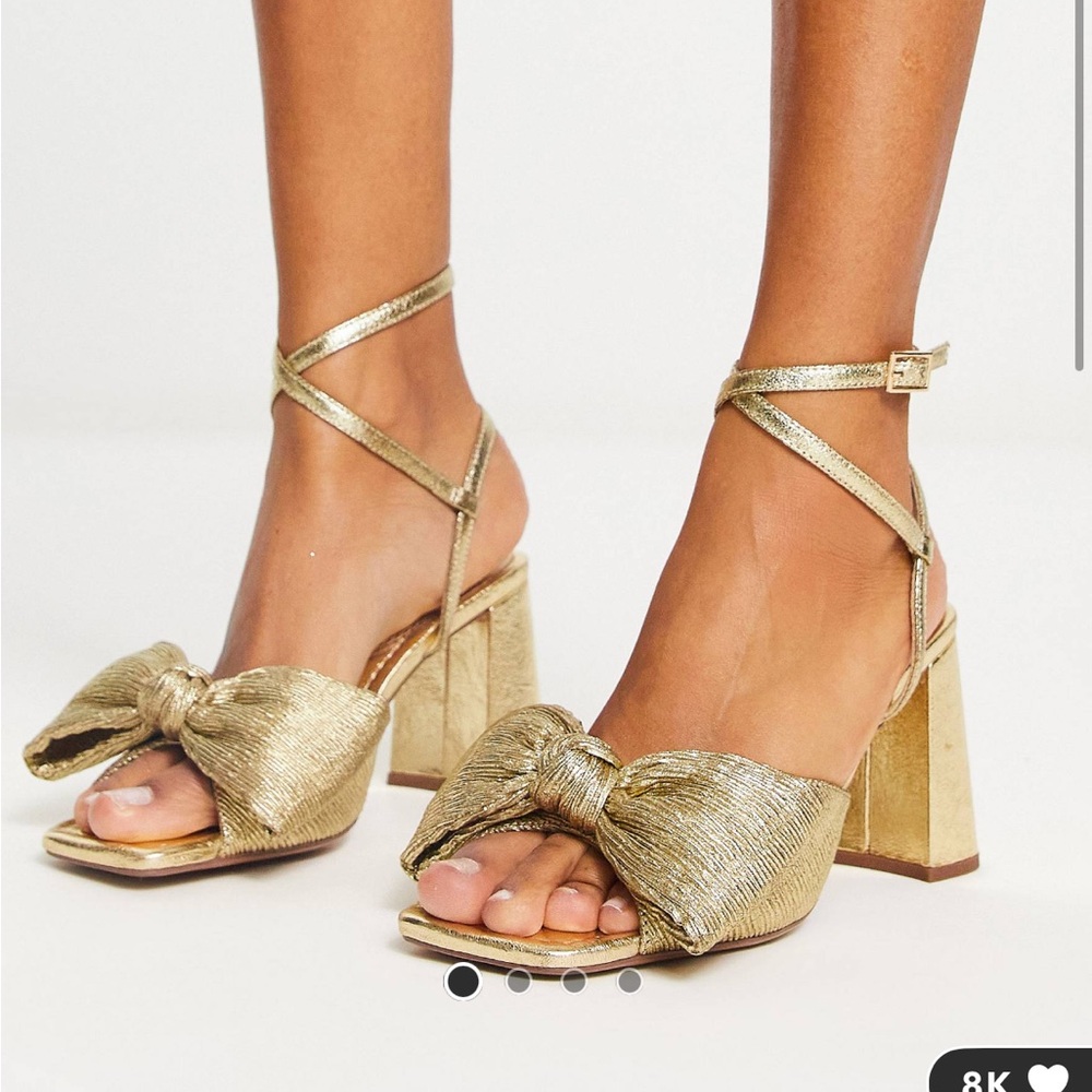 NBW Gold Sandals with Chunky Heel and Bow for Special Occasions